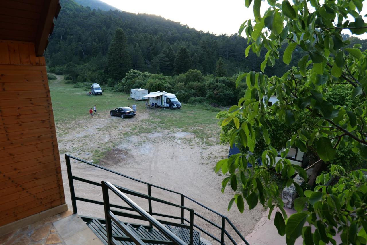 Guesthouse Hamiti Llogara Dukat Екстериор снимка
